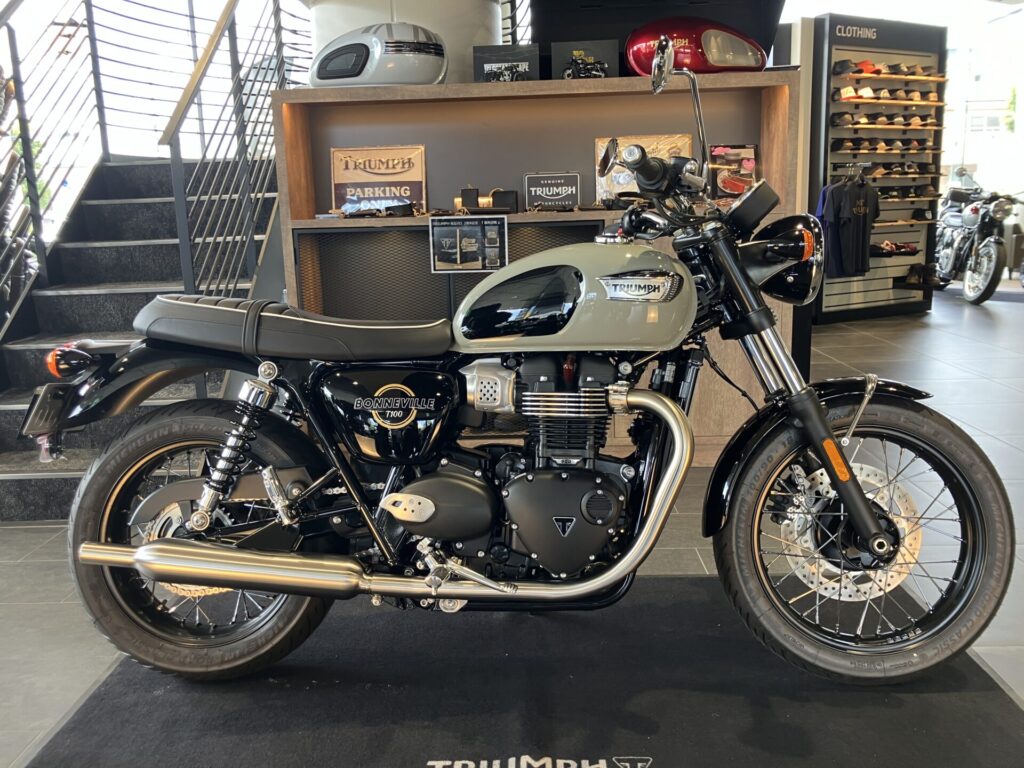 モダンクラシック | トライアンフ埼玉川口 | Triumphバイクの新車